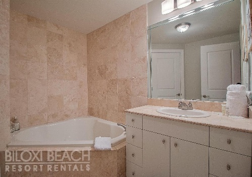 Sea Breeze 709 Deluxe - Two Bedroom Apartment image 20